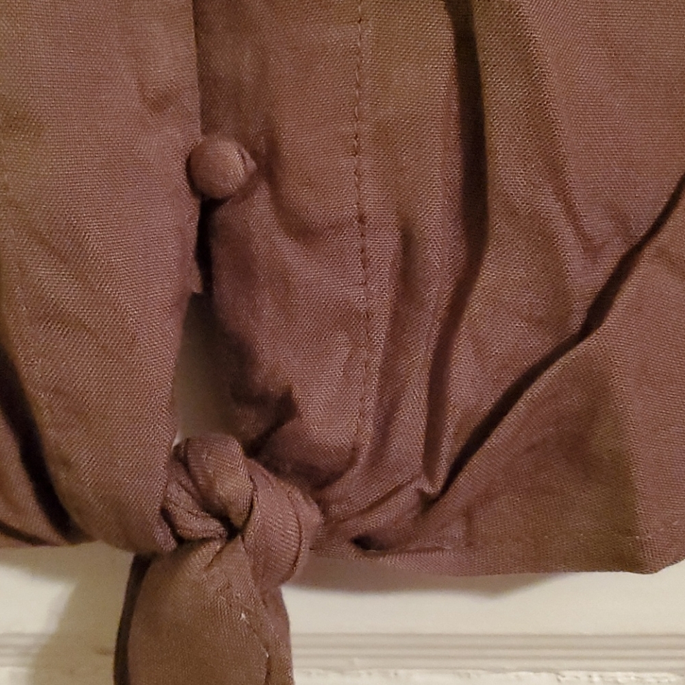 Crop top button down - Picture 3 of 3